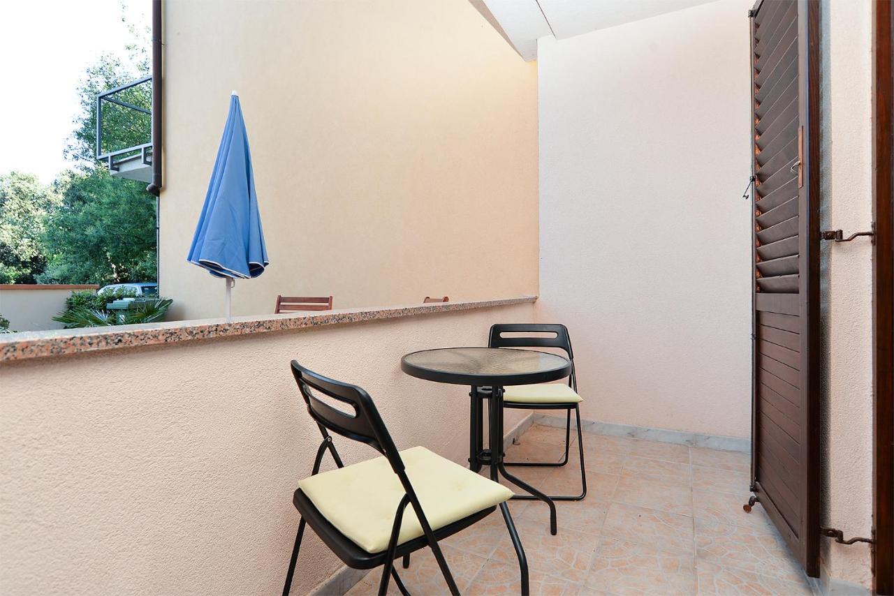 Apartment Puzar 295 Štinjan Exterior foto