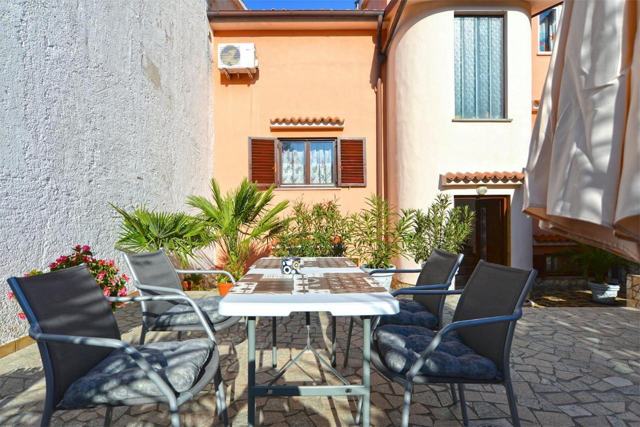 Apartment Puzar 295 Štinjan Exterior foto