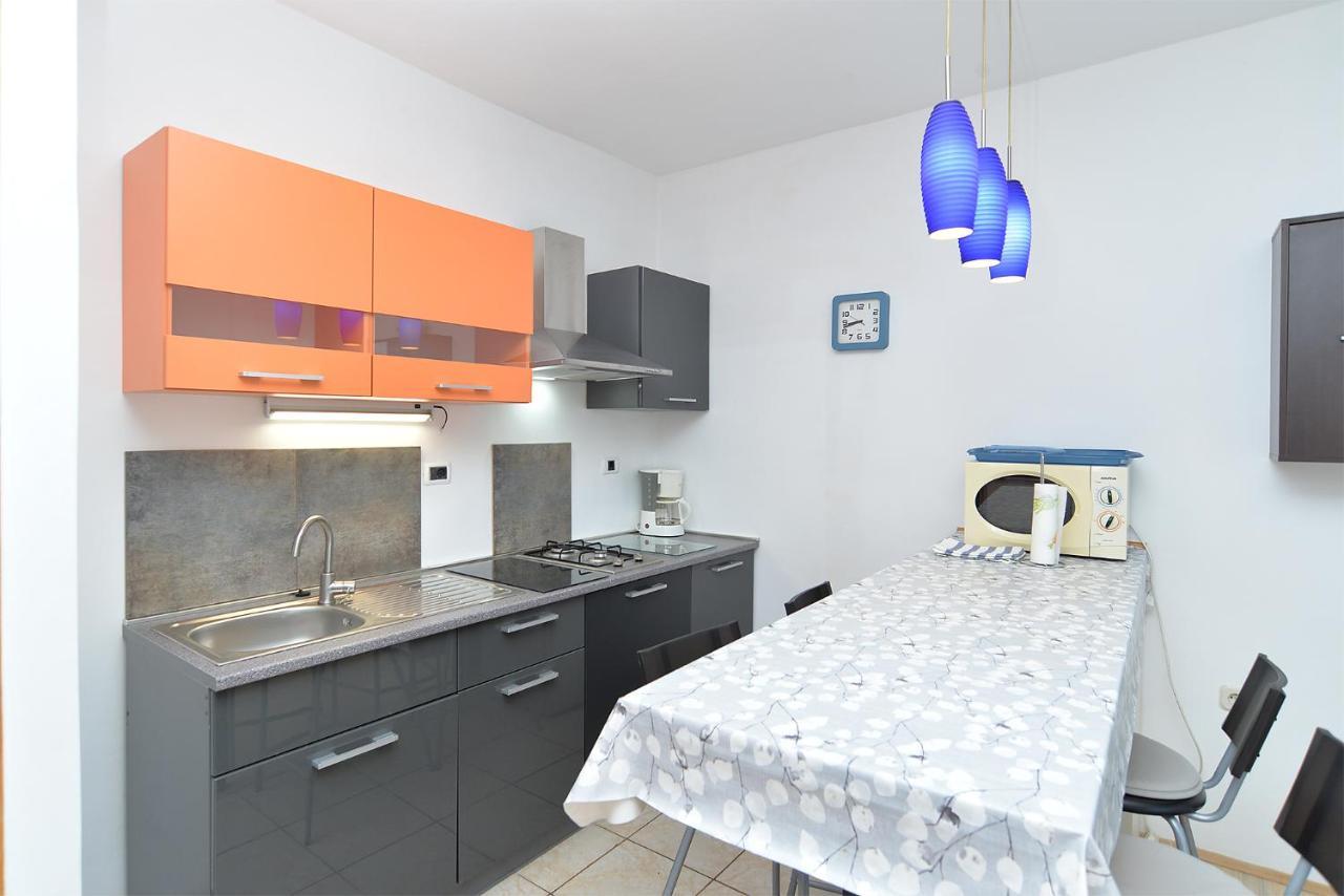 Apartment Puzar 295 Štinjan Exterior foto